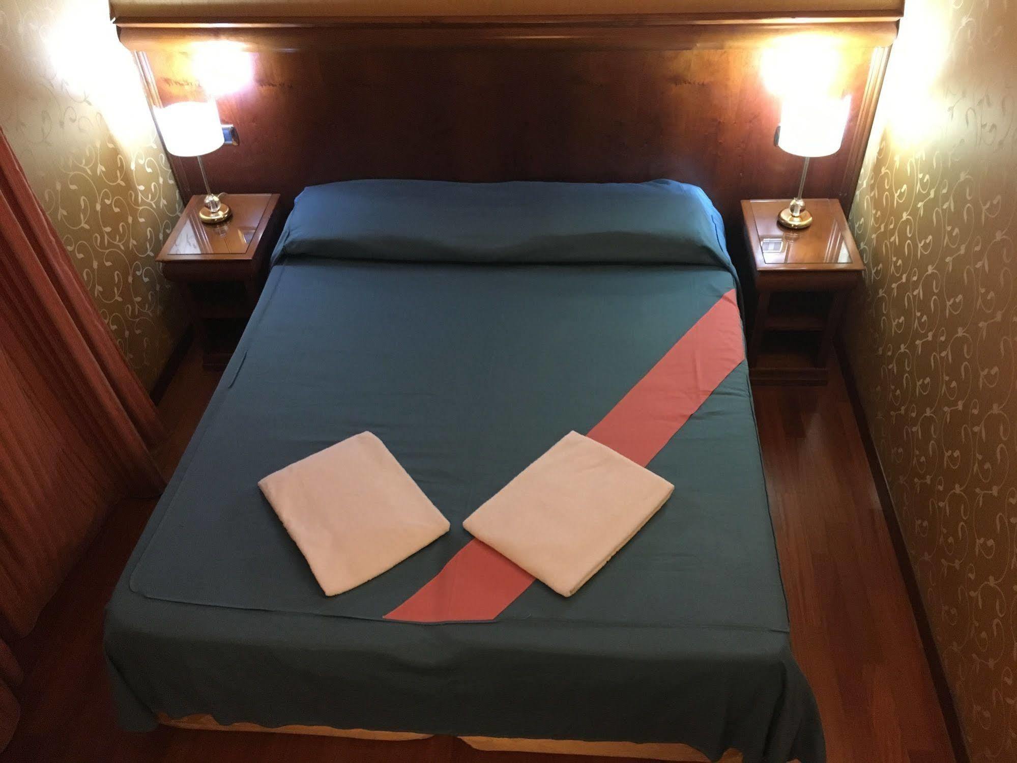Hotel Divine Róma Kültér fotó