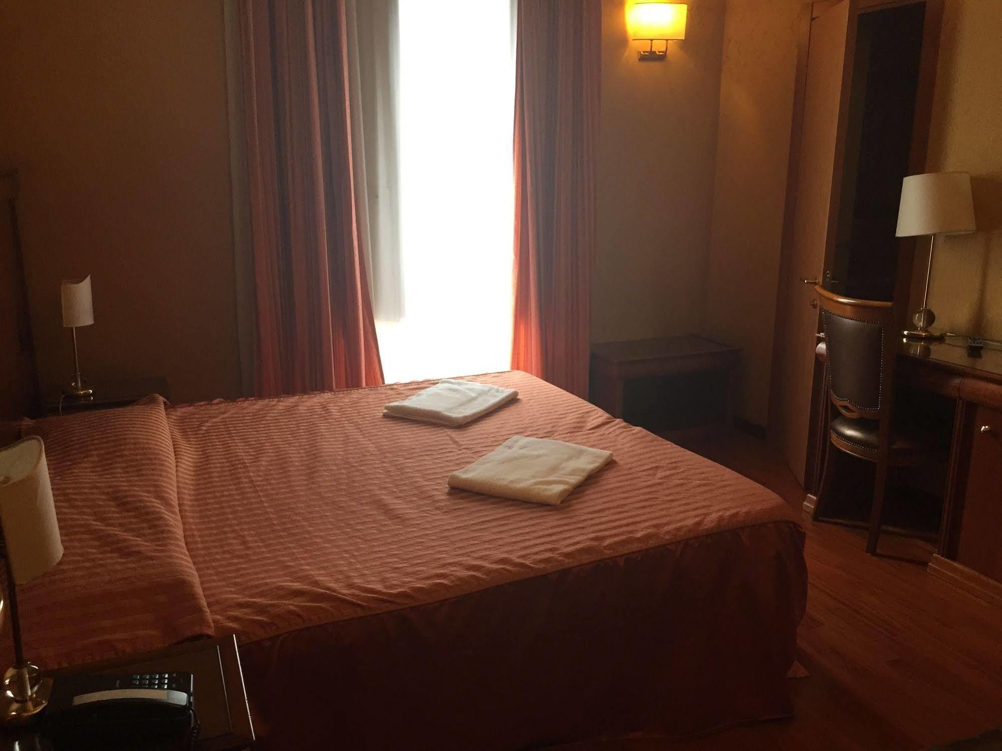 Hotel Divine Róma Kültér fotó