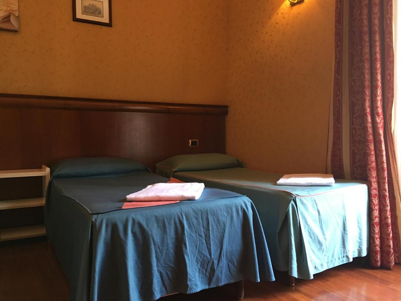 Hotel Divine Róma Kültér fotó